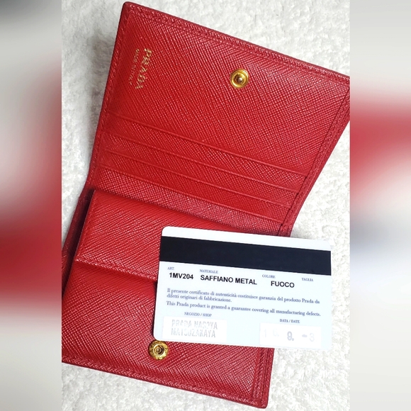 PRADA -Small-wallet Saffiano Leather-red -Perfect conditions-No call-outs - Picture 14 of 15